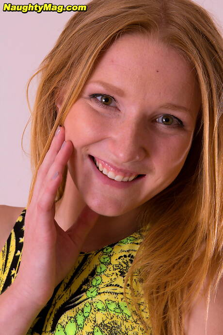 Naughty Mag offers a free xxx photo gallery with Bambi xxx gallery 73754