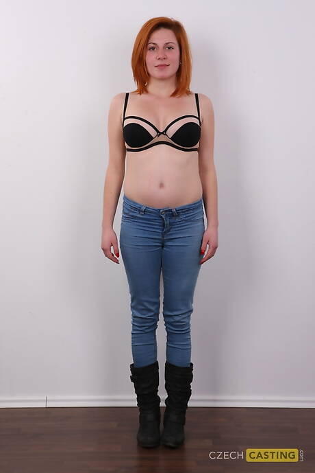 Czech Casting  are pleased to offer you a free photos featuring Veronika unveiling hot shape